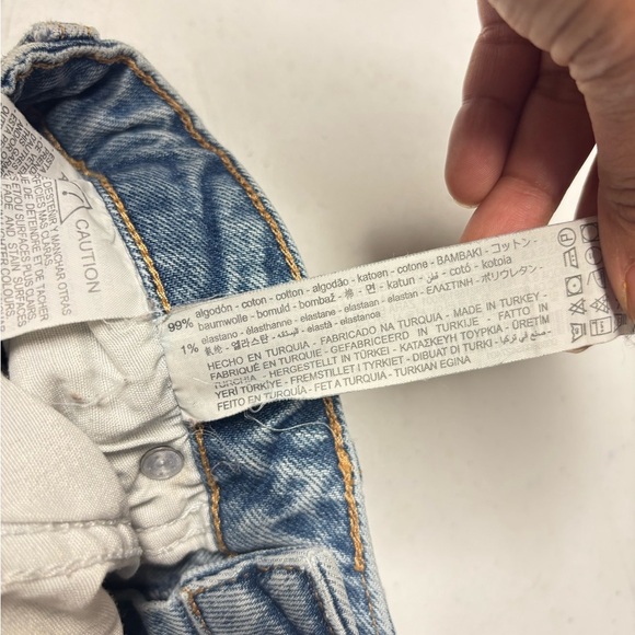 Zara High Rise Jean - Picture 2 of 11